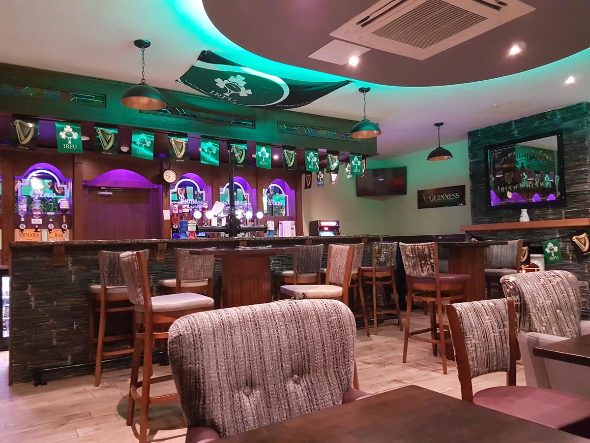 בלימאני The Armada Inn מראה חיצוני תמונה